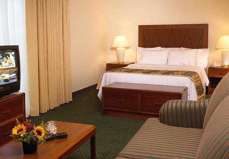 Sonesta Es Suites Cincinnati - Sharonville West Bilik gambar